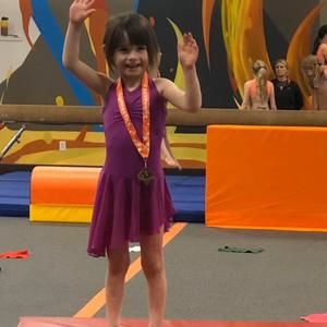 Meet your Posher, Tarah